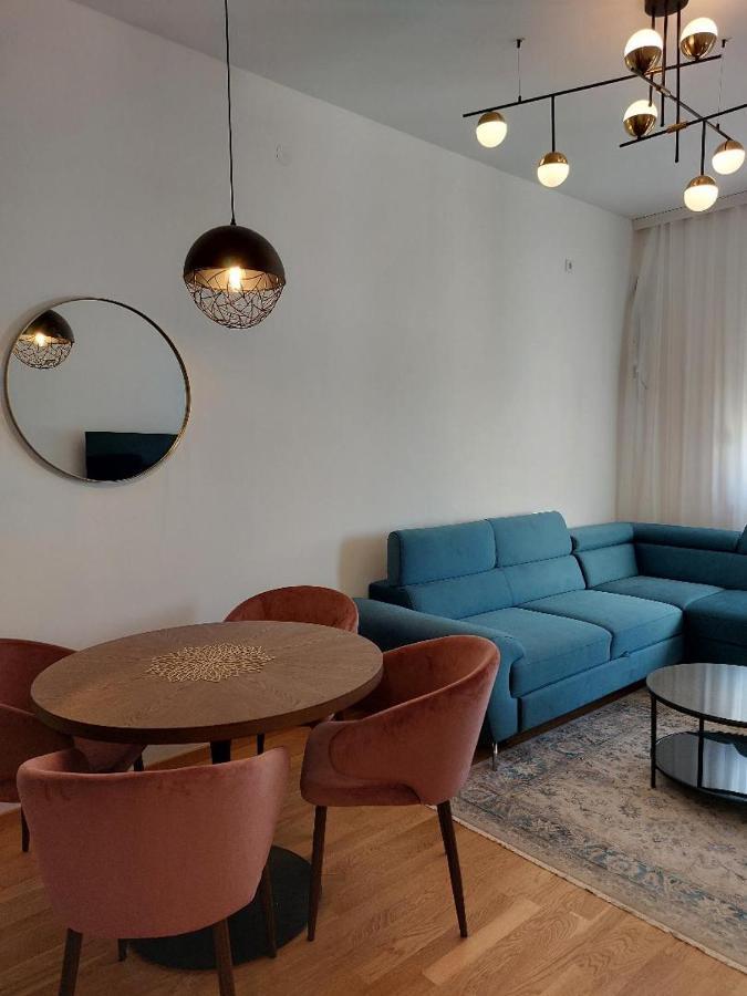 Kej Danube Lux Free Garage Daire Novi Sad Dış mekan fotoğraf